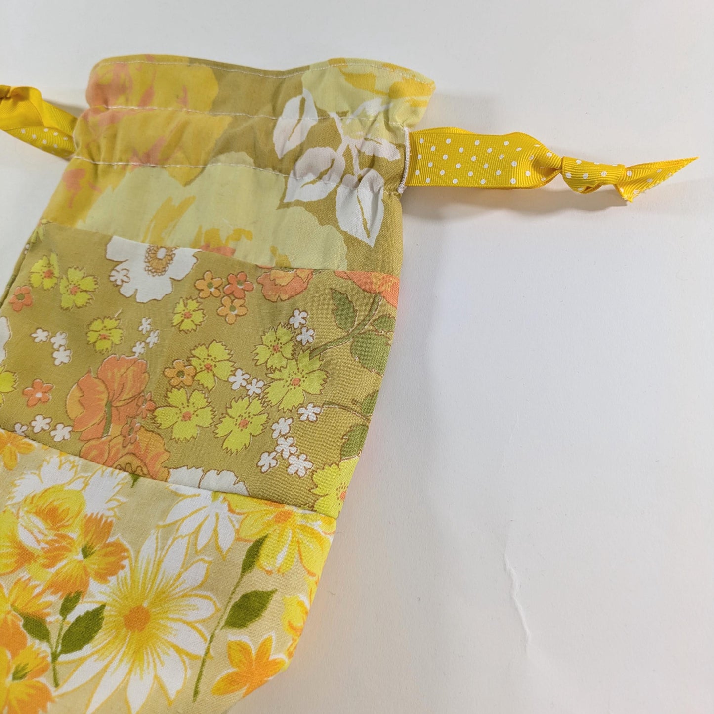 Hair Rollers Storage Bag, Gifts for Her Beauty Bag, Curler Toiletry Pouch Vintage Style, Spa Day Essentials, Self-Care Gift