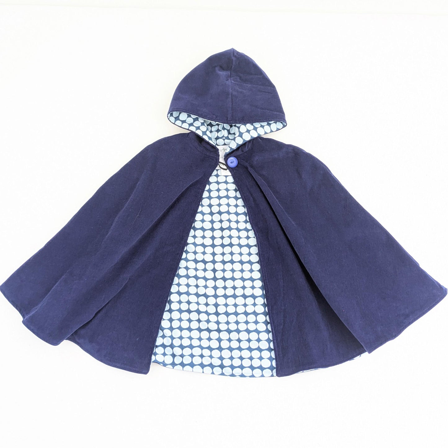 Cape à pois en velours côtelé bleu marine pour bébés garçons et filles, poncho à capuche pour siège auto, vêtement pour bras cassé, taille S 1-4 ans