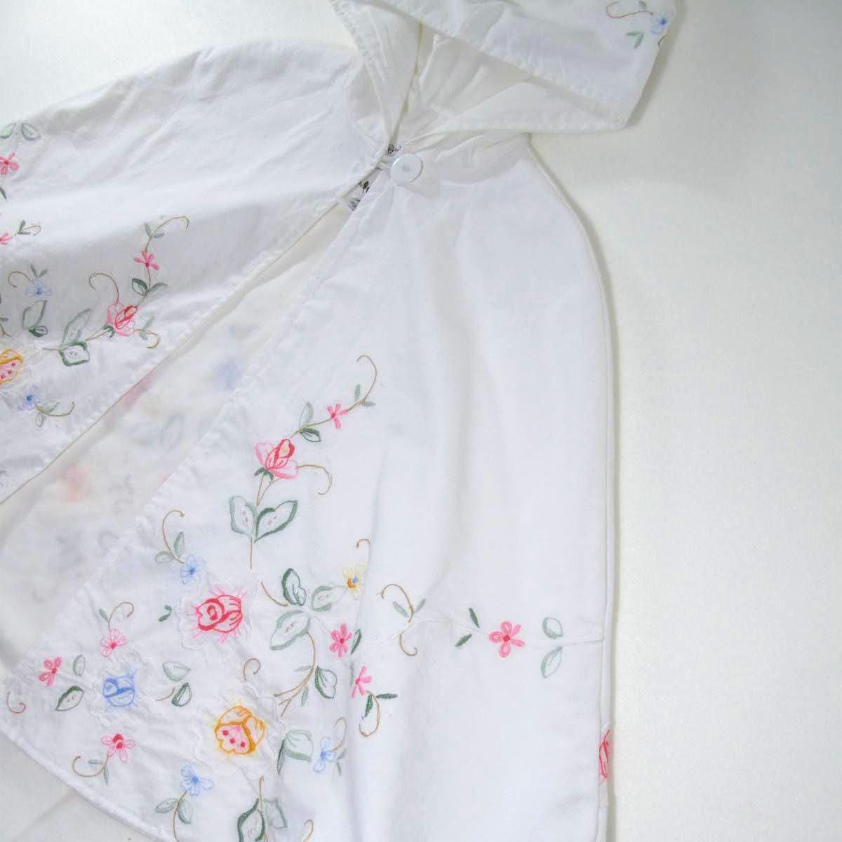 Cape brodée pour filles, cape à capuche en coton à fleurs blanches, cadeau de demoiselle d'honneur, tenue de goûter, élégante et classique, taille S (1-4 ans)