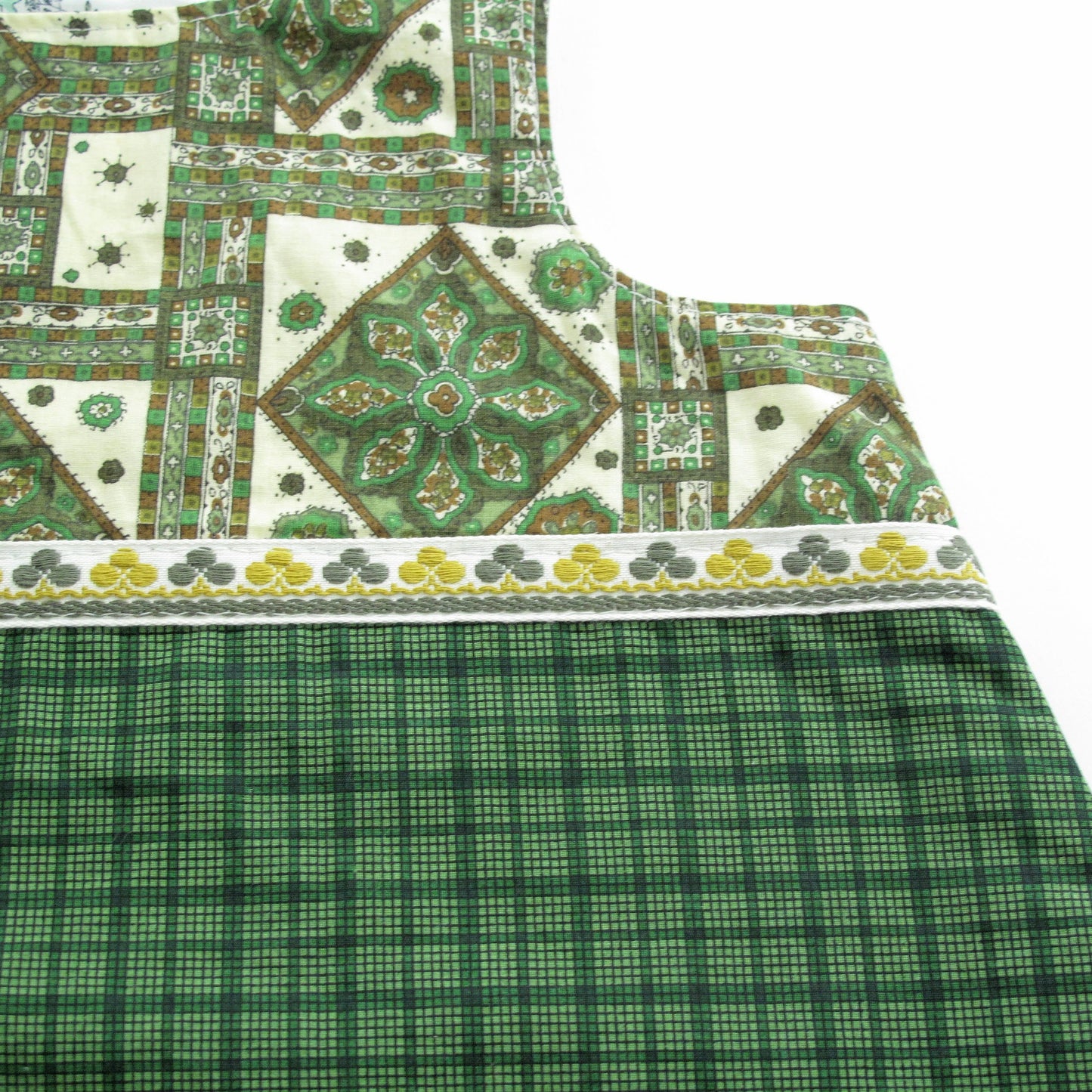 Robe pour fille 3T, Tenue chasuble salopette bébé fille rétro vert cachemire, cadeau 3ème anniversaire, séance photo, recyclé artistique insolite