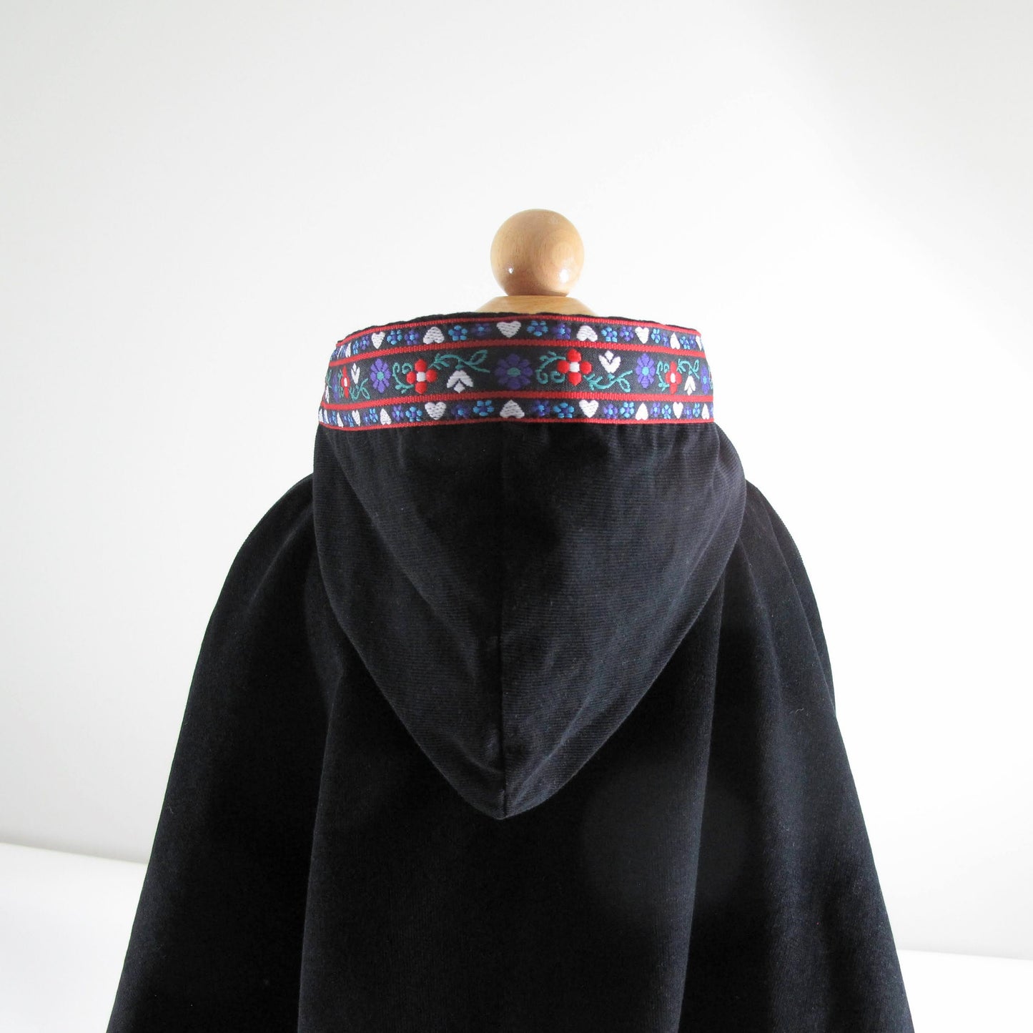 Cape de costume Renaissance à capuche pour filles et garçons, Manteau cape poncho en velours côtelé alpin nordique, Cadeau unique