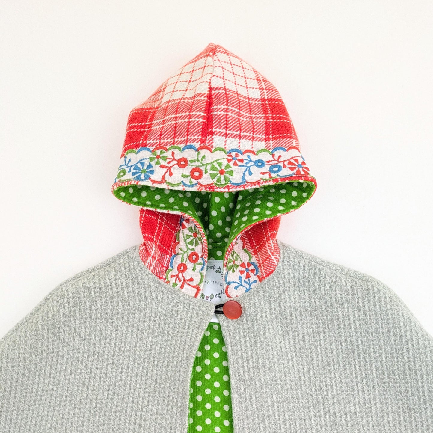 Cape en laine pour fillettes, cape à capuche en plaid menthe et orange de conte de fées avec bordure florale brodée, manteau poncho pour siège auto, taille S 1-4 ans