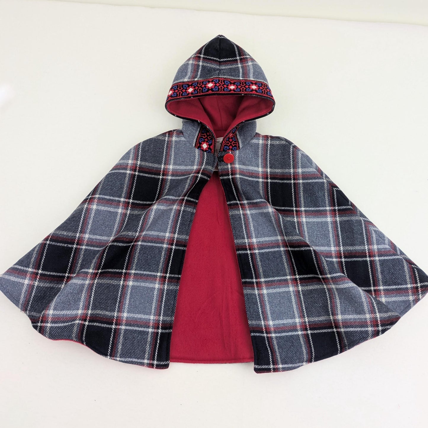 Cape de Noël chaude à carreaux pour garçons et filles, poncho-cape à capuche pour siège auto, cadeau pour enfants, taille S (1-4 ans)